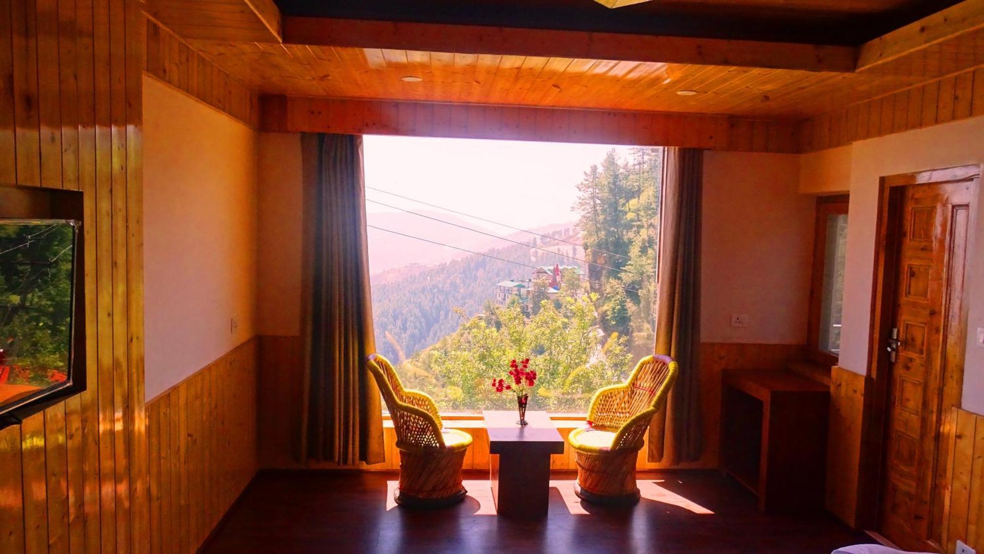 Humble Holiday Inn Kufri Simla Exterior photo