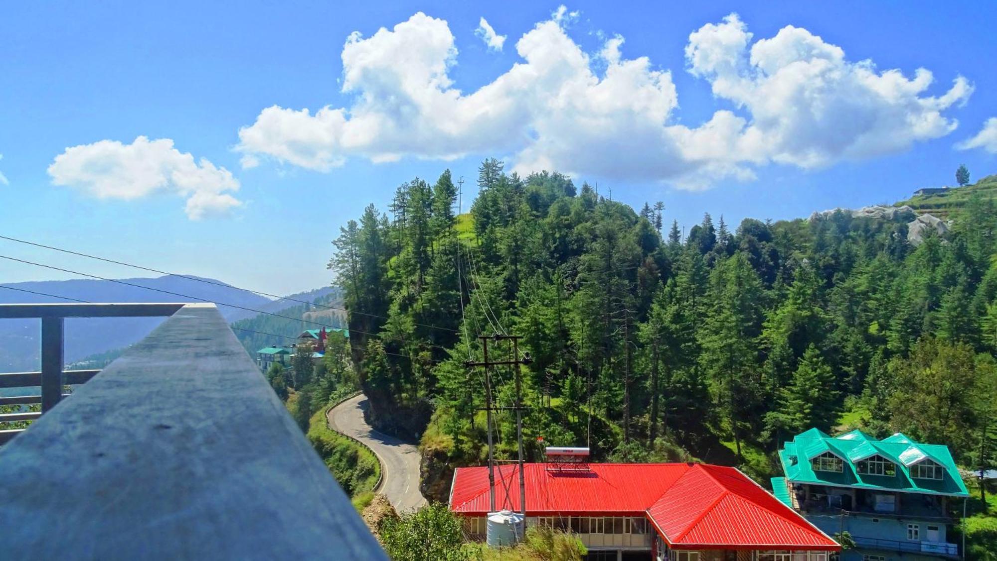 Humble Holiday Inn Kufri Simla Exterior photo